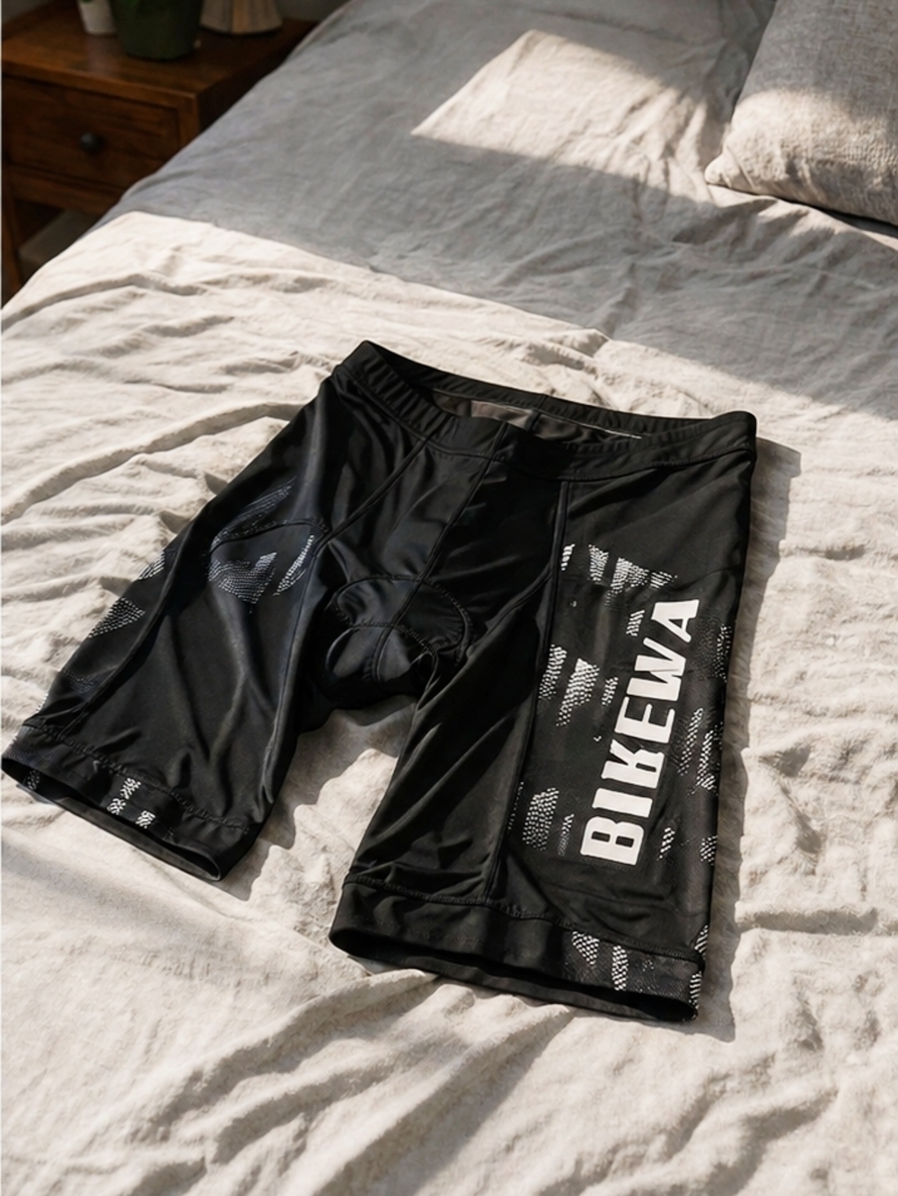 BIKEWA Men’s Compression Bike Shorts Black Athletic Cycling Gym Size Small NWT - Picture 3 of 3